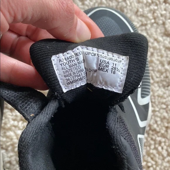 Kids Baseball Cleats - Picture 6 of 6